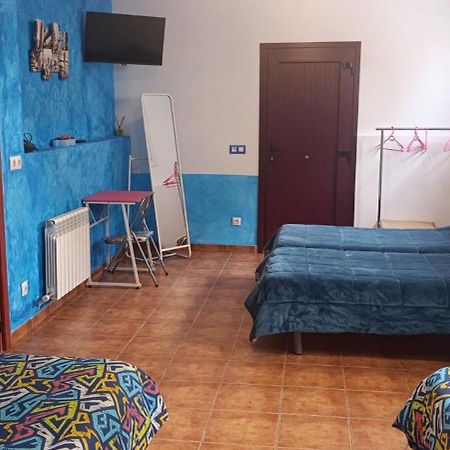 Hostal A La Sombra Del Laurel Navarrete Luaran gambar